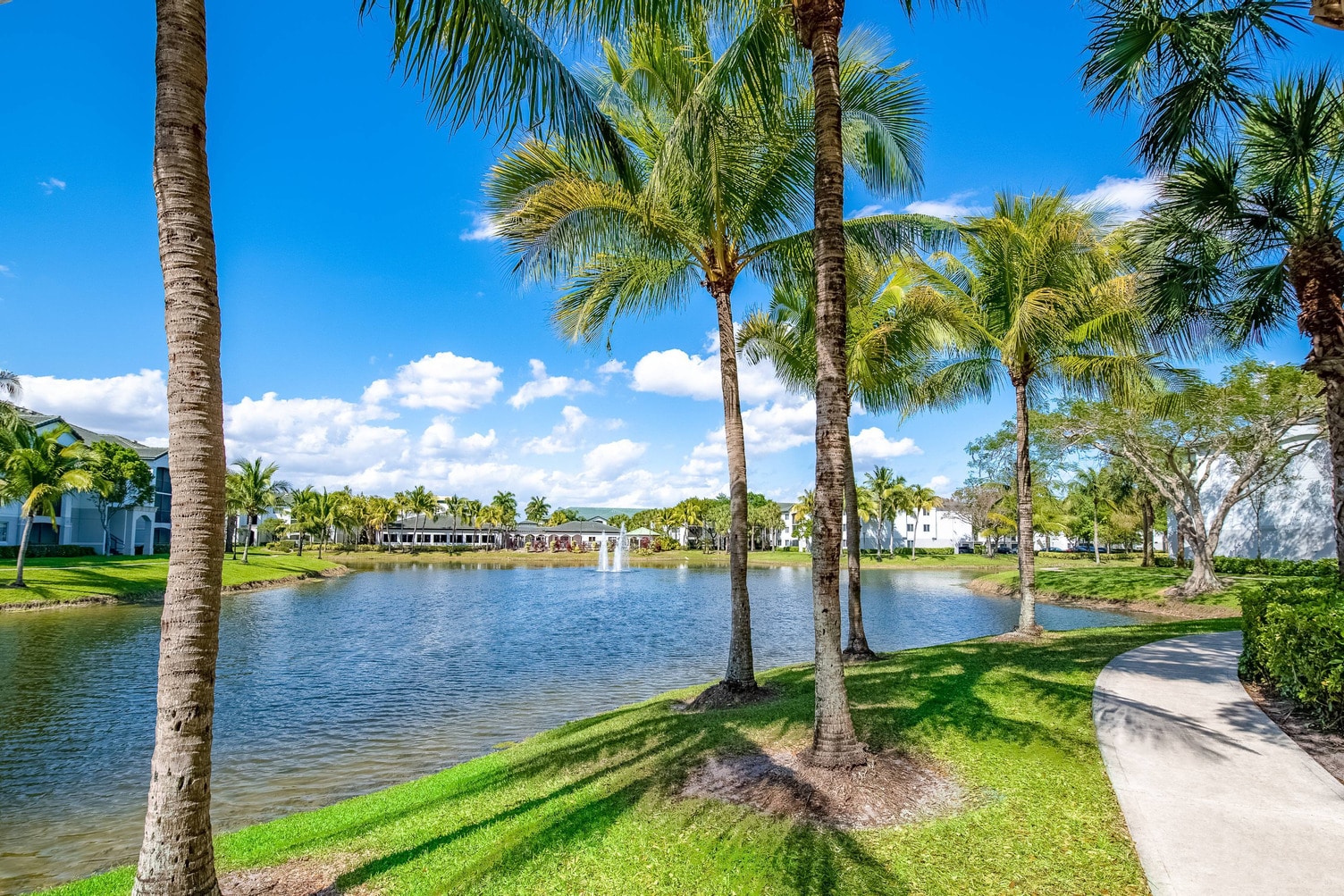 Palm Trace Landings Apartments | Apartments in Davie, FL